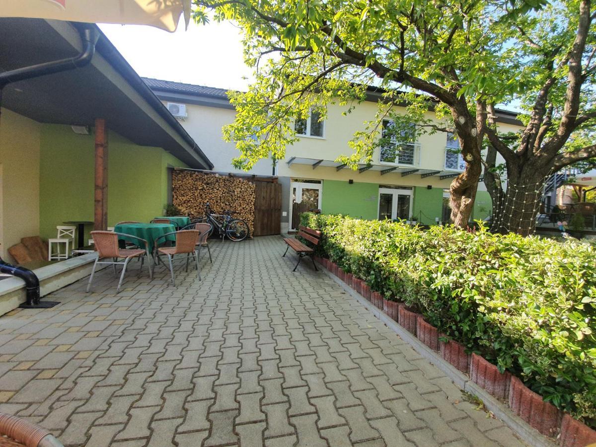Agropenzion 7Divov Dolna Krupa Экстерьер фото