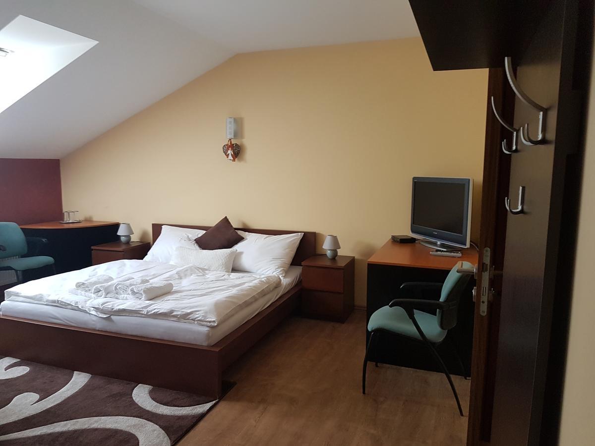 Agropenzion 7Divov Dolna Krupa Экстерьер фото