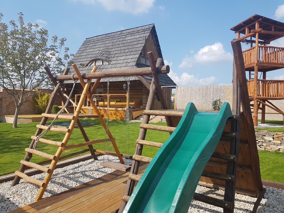 Agropenzion 7Divov Dolna Krupa Экстерьер фото
